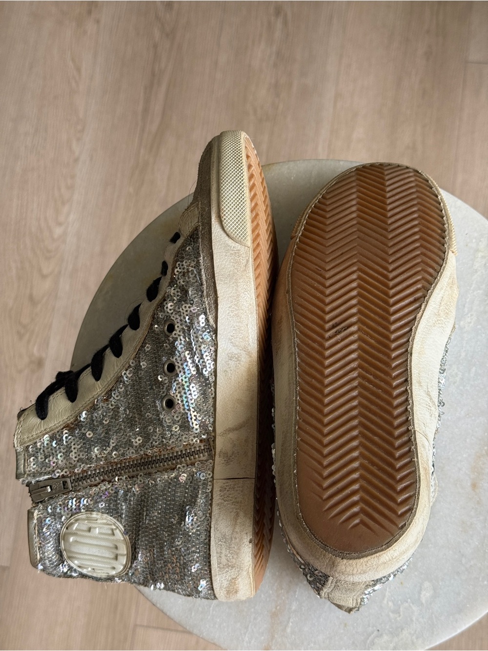 Silver Sequin High-Top Golden Goose Sneakers with Pink Star - Picture 5 of 5